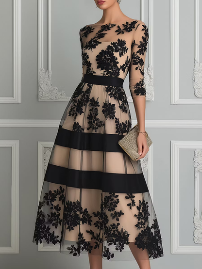 Vestido Midi Elegante de Corte A en Encaje Negro